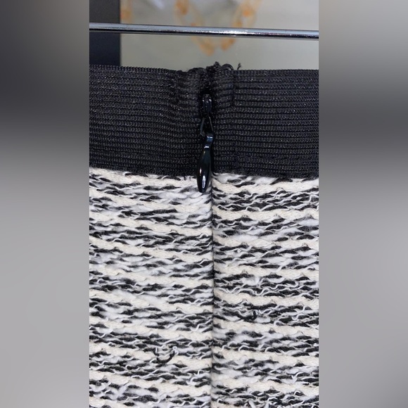 LOFT Black and White Skirt - Picture 4 of 6